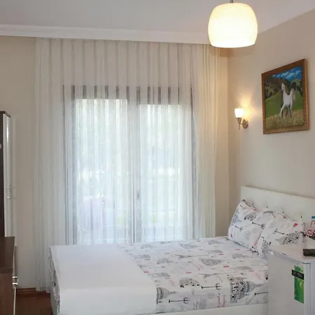 Sapphire Hotel